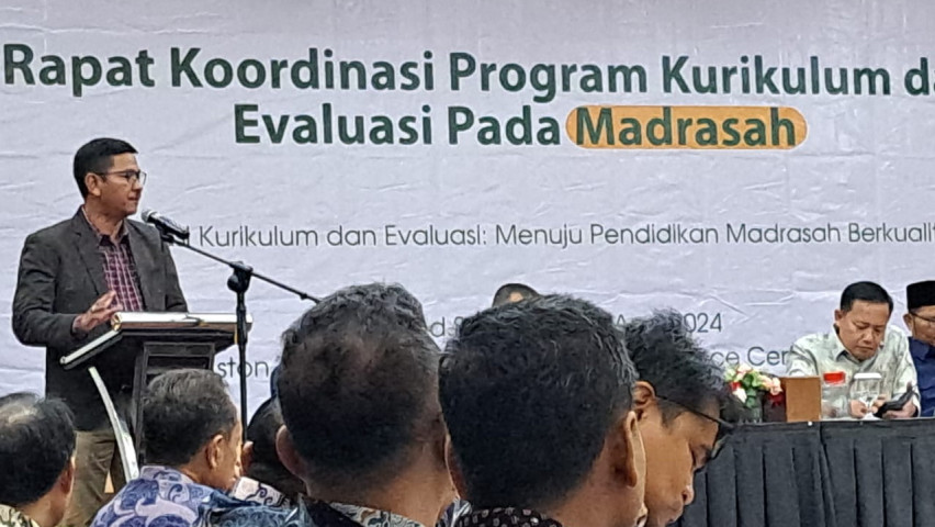 Rapat Koordinasi Program Kurikulum dan Evaluasi pada Madrasah