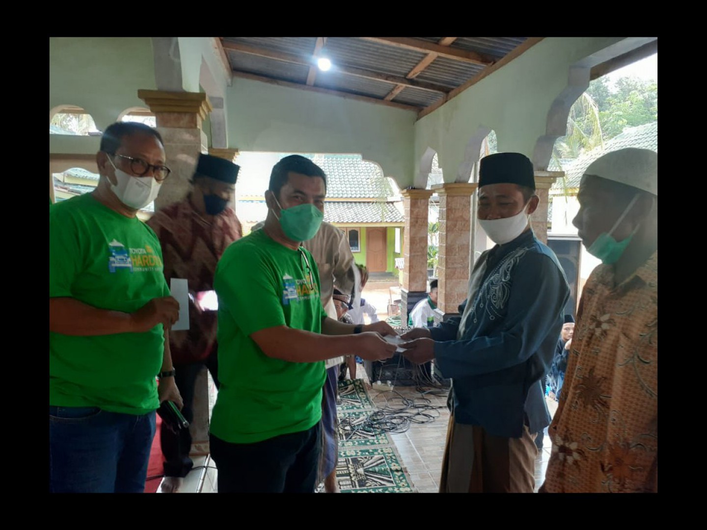 Kemenag Lampung  Bersama Toyota Hardtop Comunity Sambangi Pesantren Darul Ihsan