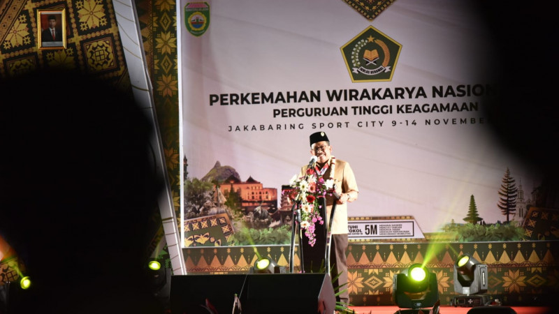 Wameng Zainut Tauhid Sa'adi saat menutup PWN PTK XV di Jakabaring Palembang