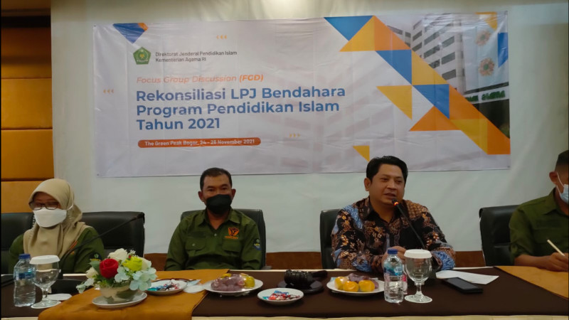 Dirjen Pendis di FGD Rekonsiliasi LPJ Bendahara Program Pendidikan Islam Tahun 2021
