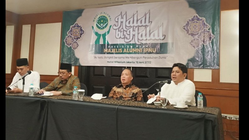 Muhammad Ali Ramdhani saat mengisi Halal Bihalal Majelis Alumni IPNU
