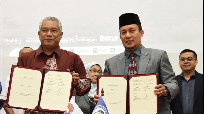 Penandatanganan MoU antar UIN Mahmud Yunus Batusangkar dengan Universiti Pendidikan Sultan Idris Malaysia