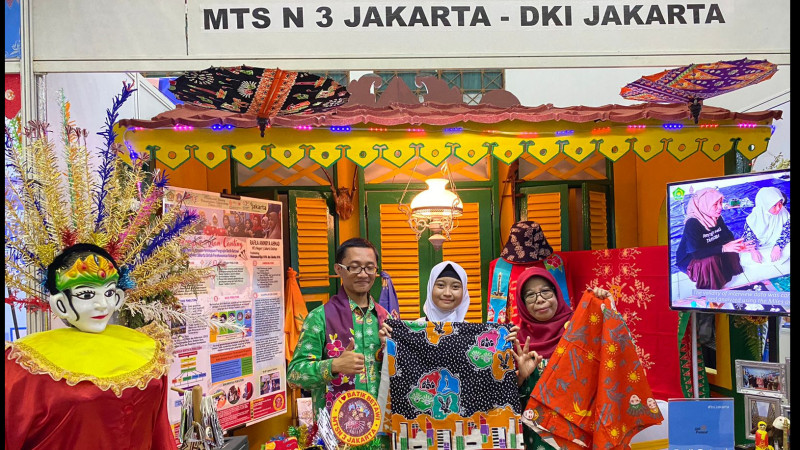 Siswi MTsN 3 Jakarta Peserta MyRes