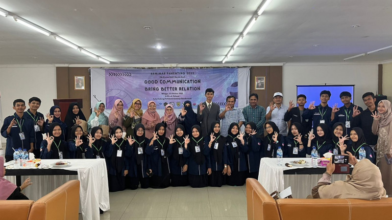 PIK-R Lotus MAN 1 Banda Aceh mengadakan acara Seminar Parenting dengan tema “Good Communication, Bring Better Relation”.