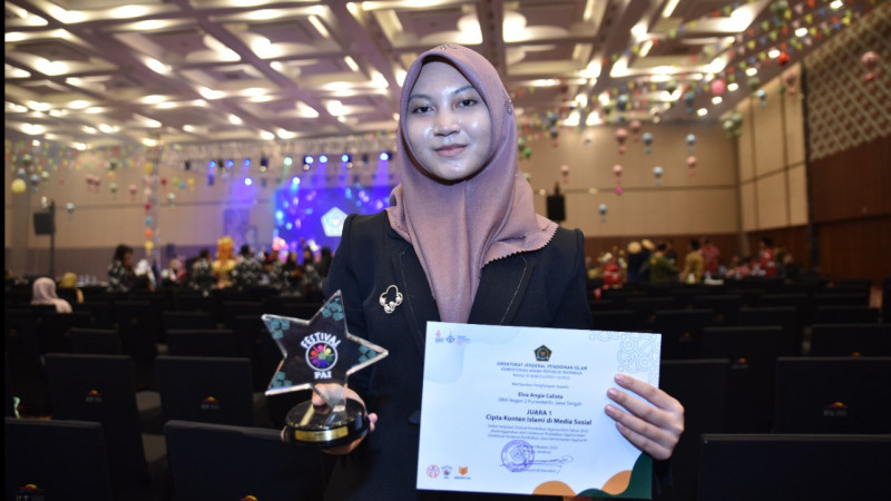 Elva Angie Calista, siswa SMA Negeri 2 Purwokerto peraih juara 1 kompetisi Cipta Konten Islami di Media Sosial