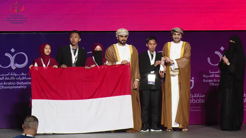 Mahasiswa UIN Malang raih juara Asian Arabic Debate Championship