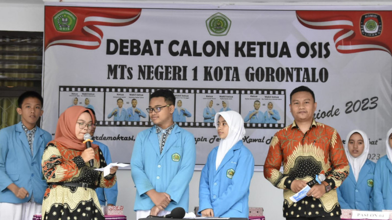 Debat Calon Ketua OSIS MTsN 1 Kota Gorontalo