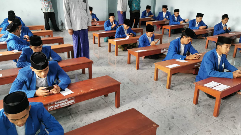 Pelaksanaan Imtihan Wathani di PDF Ulya Nurul Qadim, Probolinggo