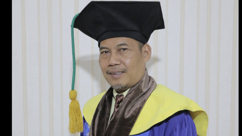 Prof. Dr. Mukti Ali, M. Hum