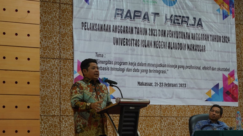 Dirjen Pendidikan Islam, Muhammad ALi Ramdhani saat menghadiri Rapat Kerja UIN Alaudin Makassar