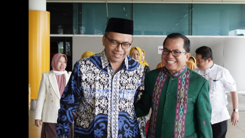 Rektor UIN Semarang bersama Rektor UIN Jambi.