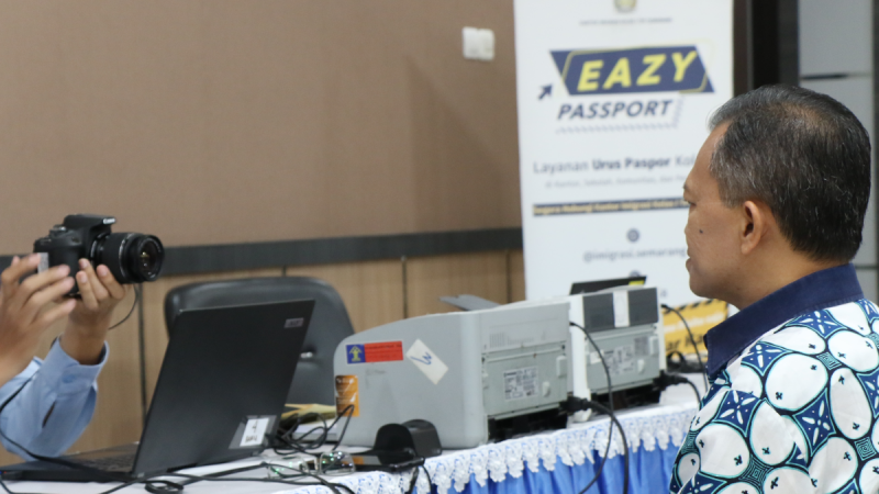 Rektor UIN Salatiga Mengikuti Layanan EAZY Passport