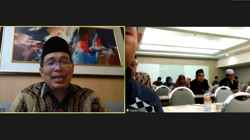 Direktur PD-Pontren Prof.  Dr. Waryono, M.Ag memberikan pengarahan secara daring dalam Evaluasi IW tahun 2023