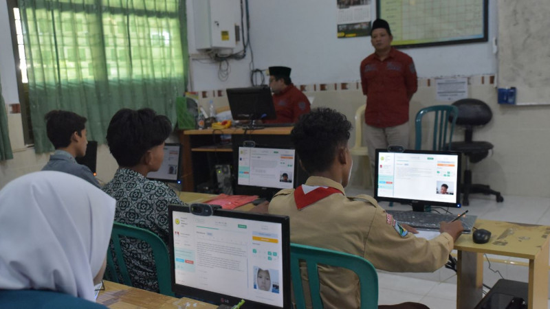 Siswa di Jawa Timur mengikuti seleksi KSM jenjang provinsi.
