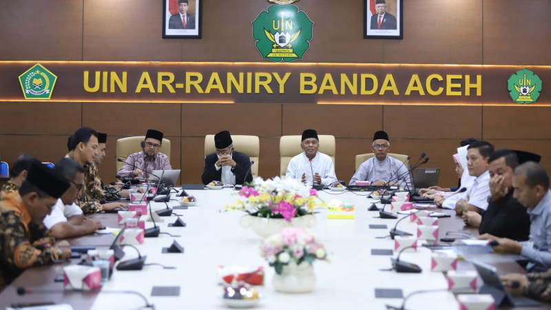 UIN Ar-Raniry Gelar FGD Bahas Penguatan Ekonomi dan Keuangan Syariah di Aceh