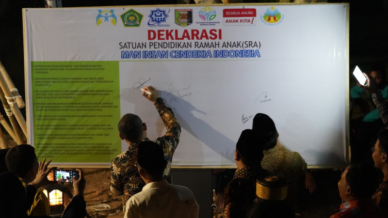 Penandatanganan Deklarasi Satuan Pendidikan Ramah Anak di Lampung Timur (22/8/2023)