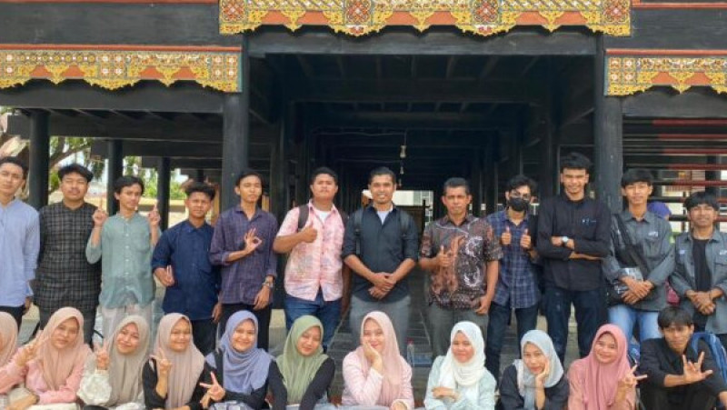 Mahasiswa Prodi SKI UIN Ar-Raniry Belajar Manuskrip ke Museum Aceh