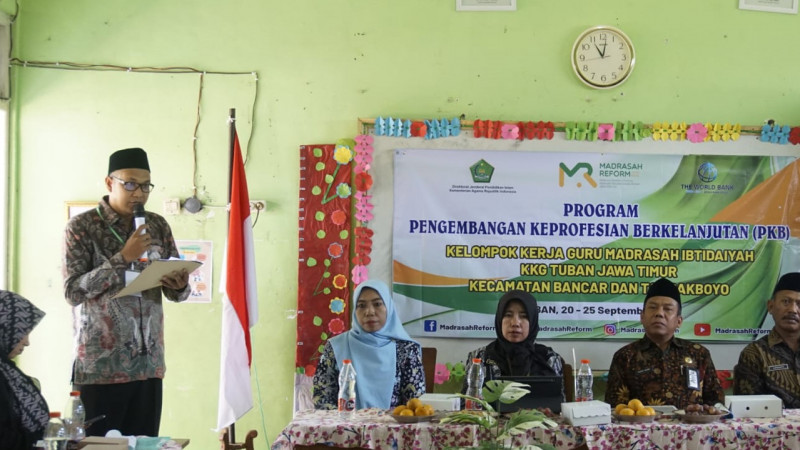 Pembukaan Giat Program Pengembangan Keprofesian Berkelanjutan  Kelompok Kerja Guru MI Kecamatan Bancar & Tambakboyo
