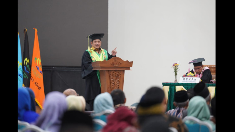 Direktur Jenderal Pendidikan Islam, Muhammad Ali Ramdhani saat menyampaikan sambutan