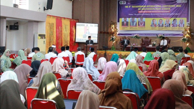 Sambutan Prof. Dr. Marjoni Imamora, M.Sc Rektor UIN Mahmud Yunus Batusangkar BIC Ke-8