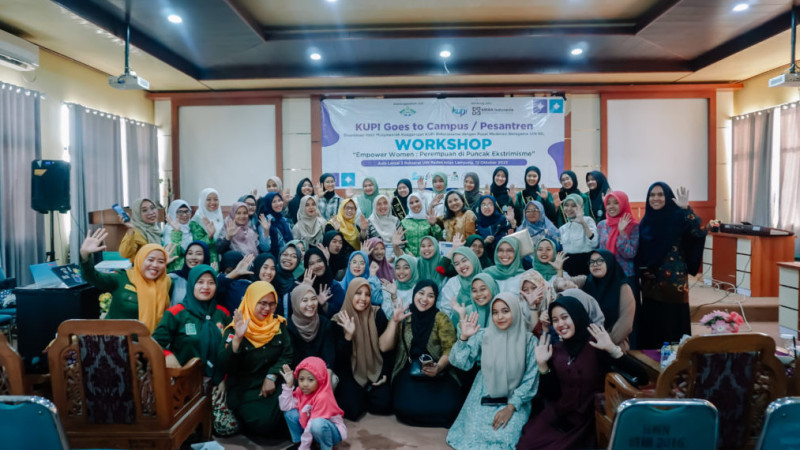 Para peserta bersama narasumber Workshop Empower Women KUPI di UIN Raden Intan Lampung