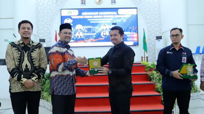 Fakultas Ekonomi dan Bisnis Islam (FEBI) Universitas Islam Negeri (UIN) Ar-Raniry Banda Aceh menyelenggarakan Kegiatan Festival Investasi Ar-Raniry (F