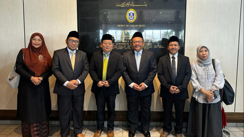 Delegasi Kemenag pada Convocation University Utara Malaysia (UUM)