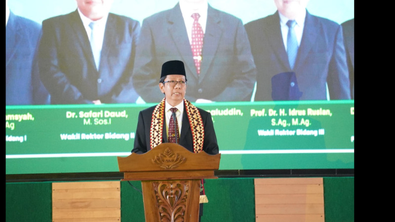 Rektor UIN RIL, Prof H Wan Jamaluddin Z PhD