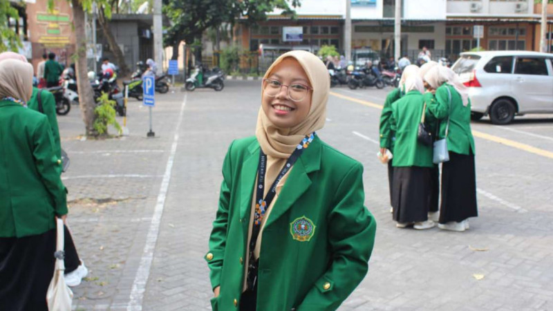Mahasiswa IAIN Cirebon yang berhasil meraih pengahargaan pelestarian alam