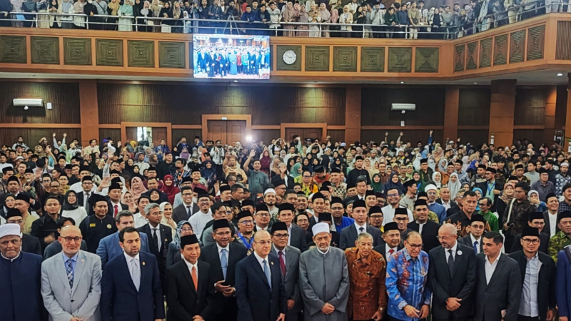 Berikan Orasi Ilmiah, Grand Syekh Al-Azhar Dukung Nilai Wasathiyah di Indonesia