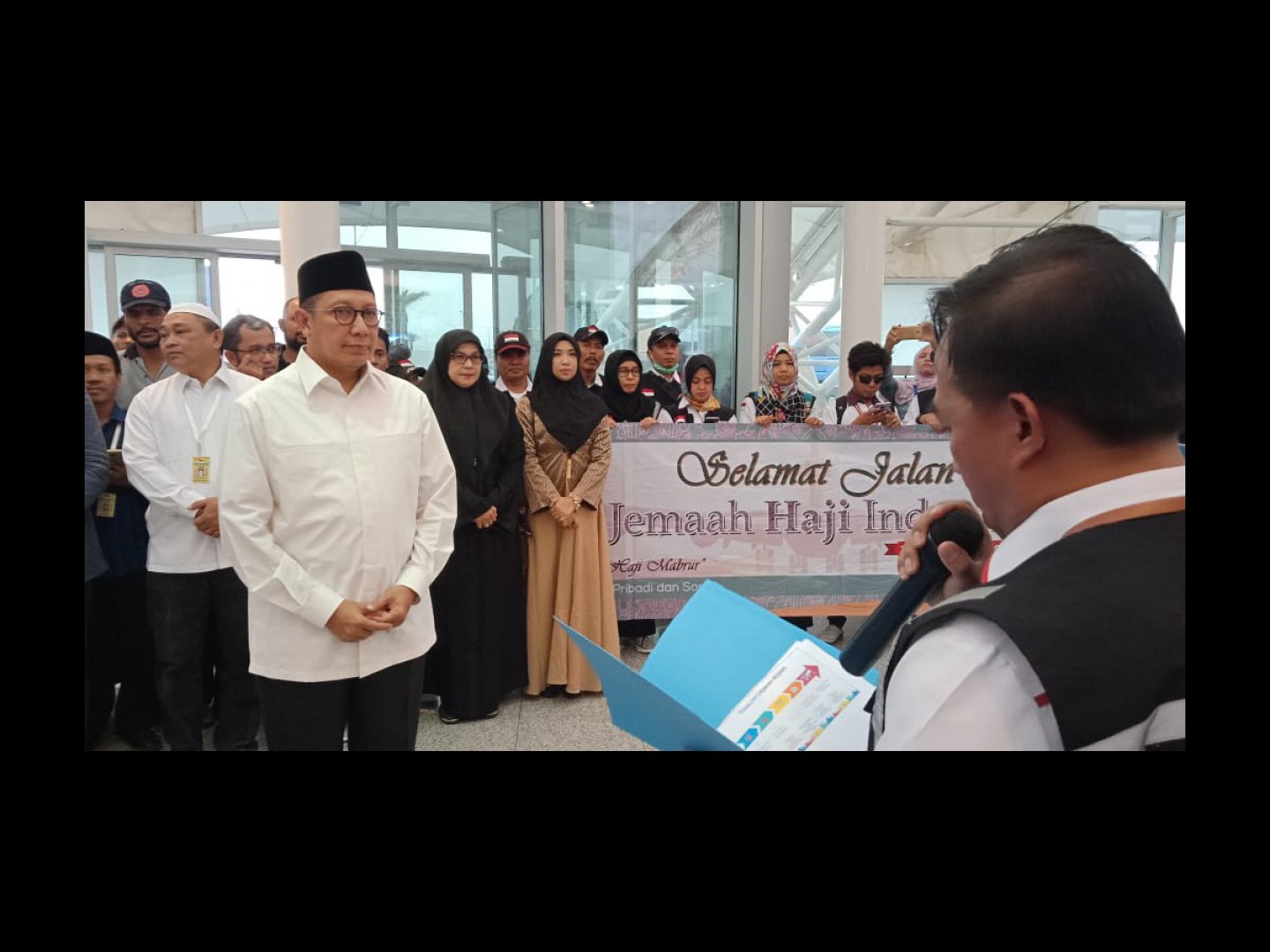 Menag Lepas Kloter Terakhir Jamaah Haji Indonesia