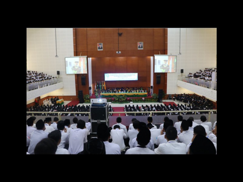 Rektor UIN SGD Peserta Ajak Peserta PBAK Lakukan Sujud Syukur