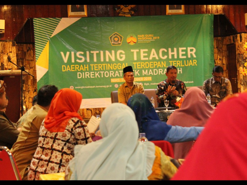 Direktur GTK Madrasah Kunjungi Guru Madrasah di Tapal Batas Negara