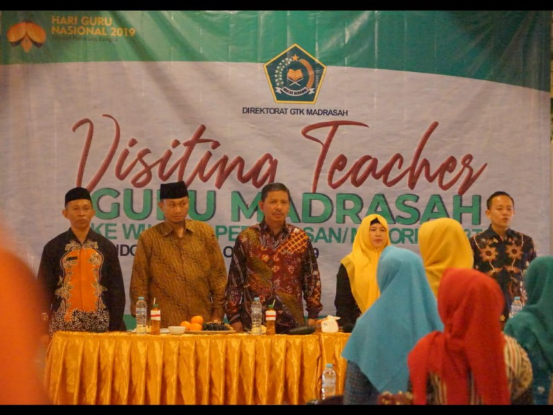 Kunjungi Guru Madrasah Di Bondowoso Direktur GTK Garis Bawahi Jiwa Pendidik