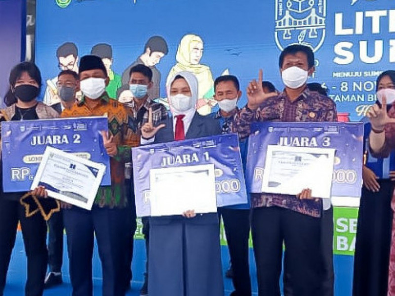 MAN 1 OKU Timur Wins Second Place in the Literacy Festival