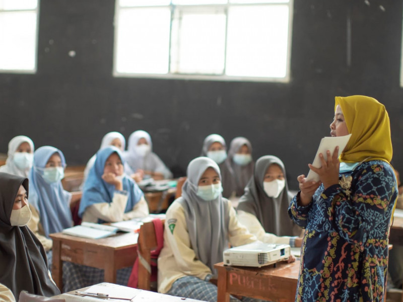Dilatih CakapLiterasi,  Guru Madrasah Semakin Mahir Media Pembelajaran