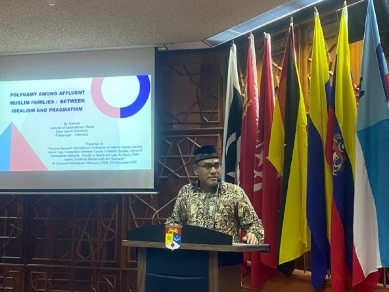 Dekan FUAD UIN Gus Dur Jadi Presenter Konferensi Internasional di Universiti Kebangsaan Malaya