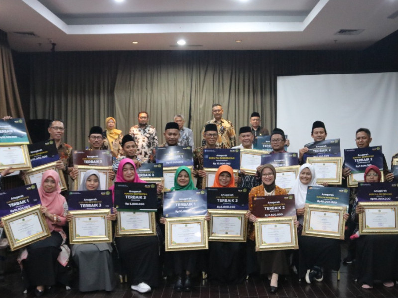 Selamat! 23 Guru Terima  Anugerah Guru PAI Berprestasi dan Berdedikasi Tahun 2022