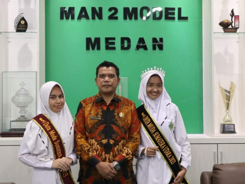 Dua Siswi MAN 2 Model Medan Raih Prestasi  Duta Muda Sumatera Utara