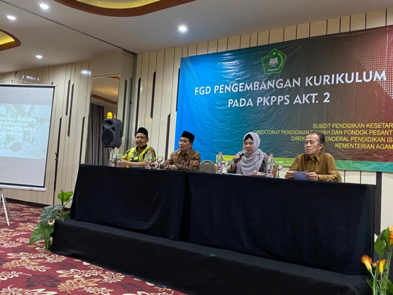 Direktur PD Pontren Ingatkan Pentingnya Kejelasan Arah Pengembangan Kurikulum PKPPS