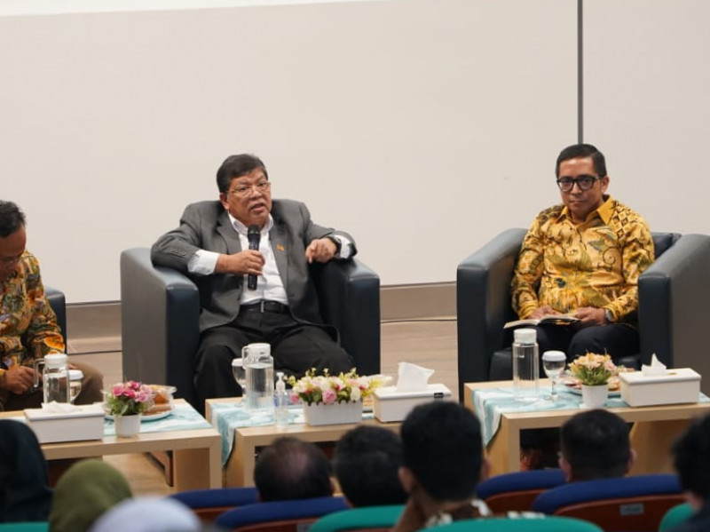 UIII Public Lecture: ASEAN and the Asian Century bersama Tan Sri Dato' Johari bin Abdul