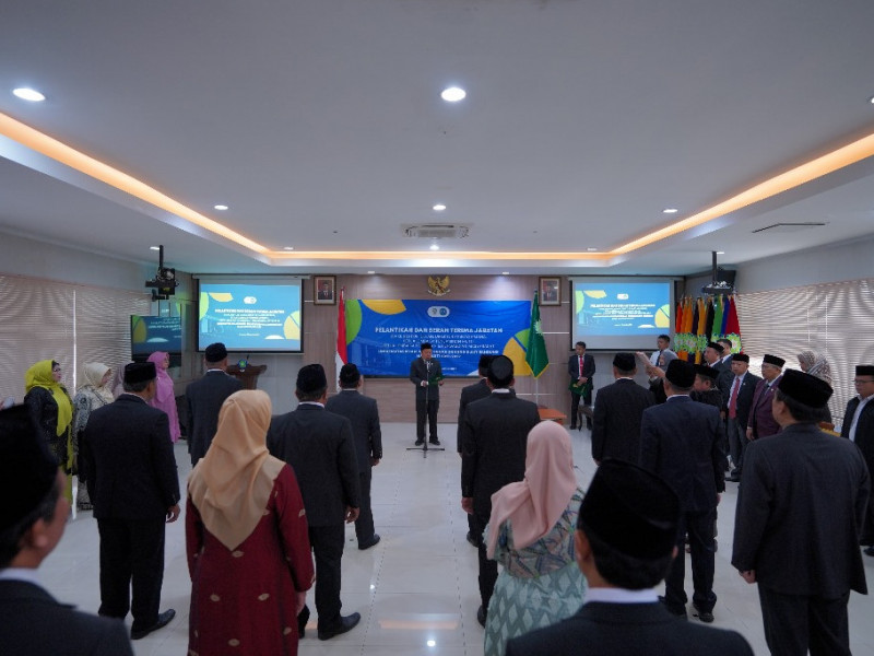 Berikan Layanan Terbaik, Rektor UIN Bandung Lantik 16 Pejabat Baru