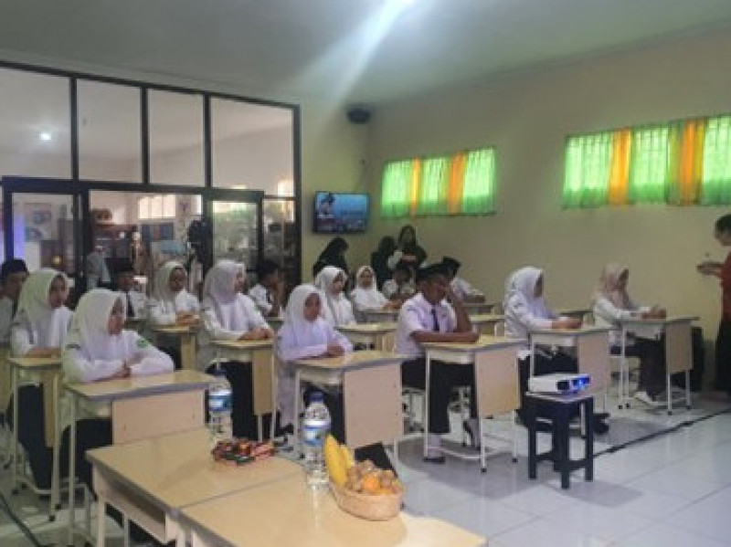Madrasah English  Comunity, Inovasi Dukung Literasi Siswa