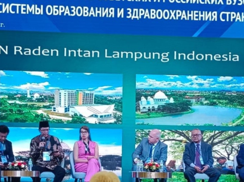 Rektor UIN RIL Bahas Internasionalisasi Kampus Islam di Forum Internasional Vietnam