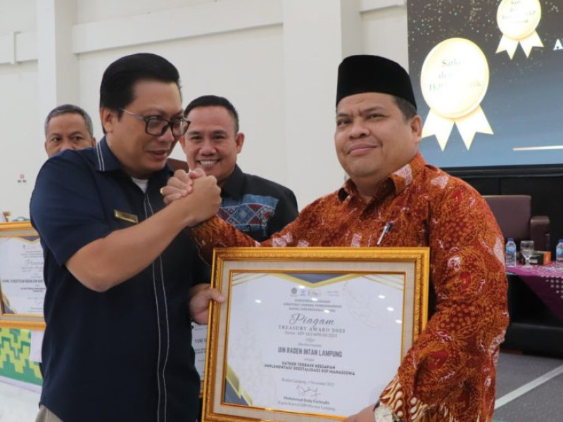 UIN Raden Intan Lampung Raih Penghargaan Satker Terbaik Kesiapan Implementasi Digitalisasi KIP Mahasiswa