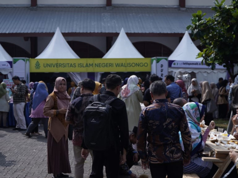 Dirjen Pendis Dorong Pengembangan Industri Halal Melalui Semarang Halal Food Festival