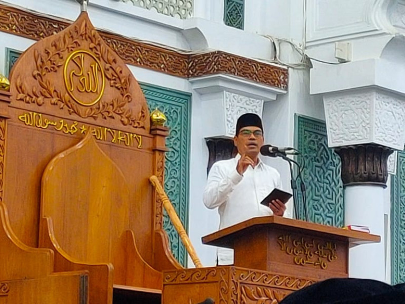 Jadi Penceramah Tarawih di Masjid Raya Baiturrahman, Ini Pesan Rektor UIN Ar-Raniry