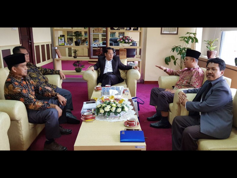 Rektor UIN Suska Riau: Mars Ya Lal Wathon Pupuk Nasionalisme